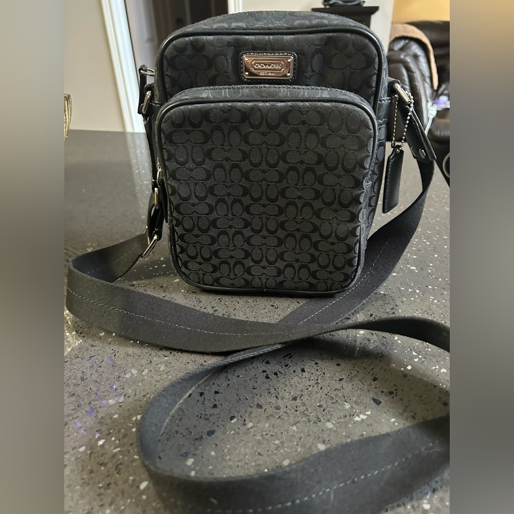 COACH Crossbody Bag - EUC